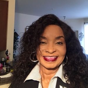 Meet your Posher, Veronica